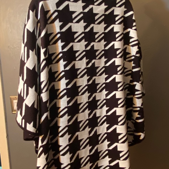 NWT ANN KLIEN Houndstooth Zip Front Cape - Picture 4 of 16